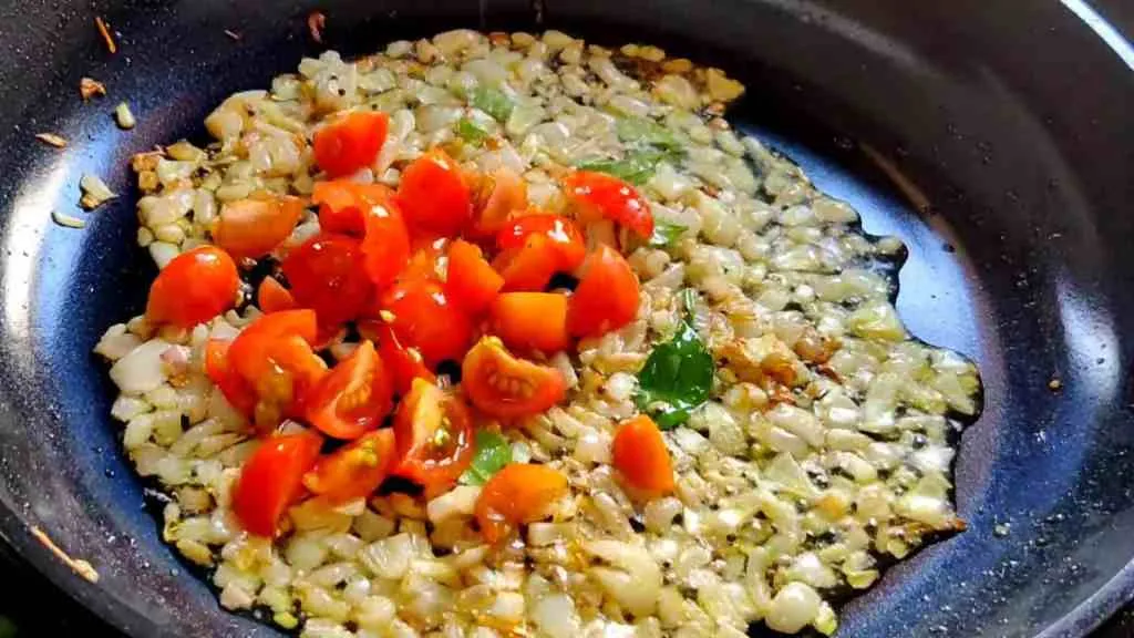 Puli Kuzhambu Recipe (South Indian Style)
