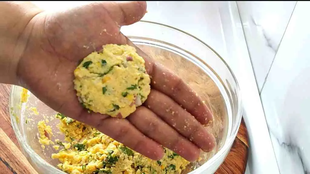 Simple Parippu Vada Recipe (Tasty!)