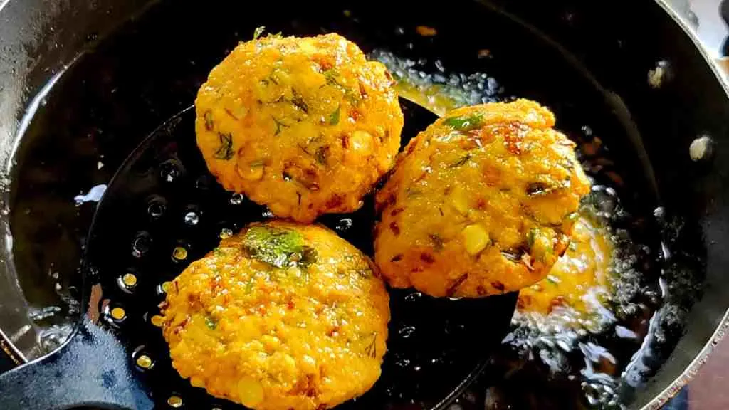 parippu vada recipes