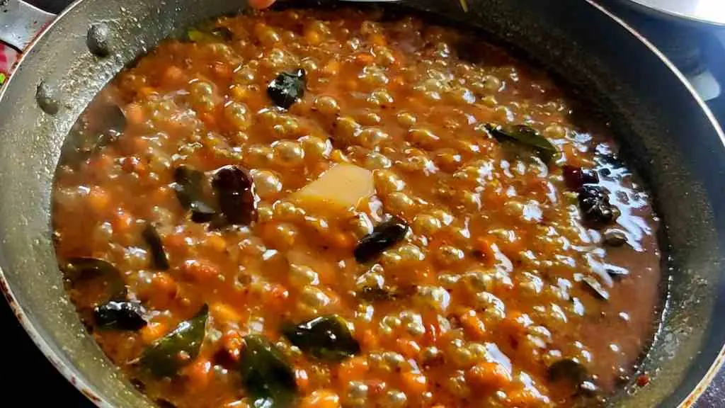 Easy Puli Sadam Recipe (Tamarind Rice)