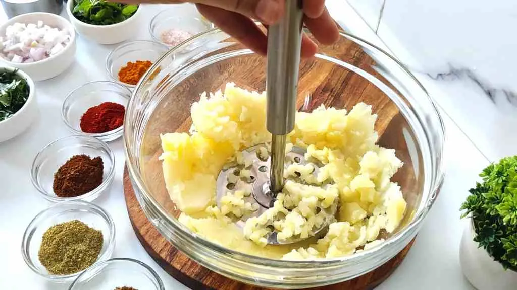 The Best Aloo Bonda Recipe