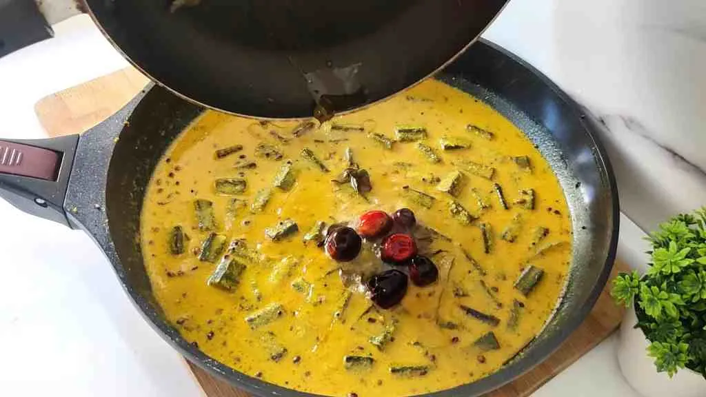 mor kuzhambu
