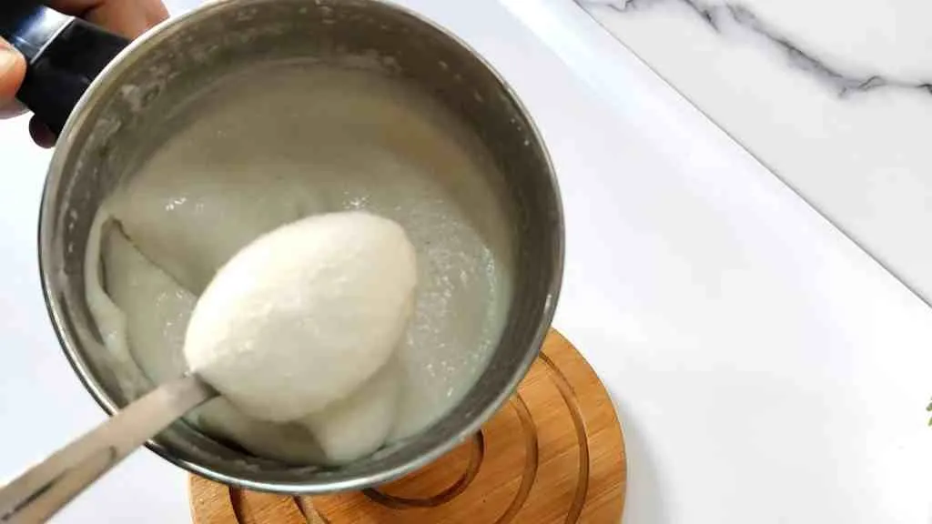 How to Make Idlis in a Pressure Cooker