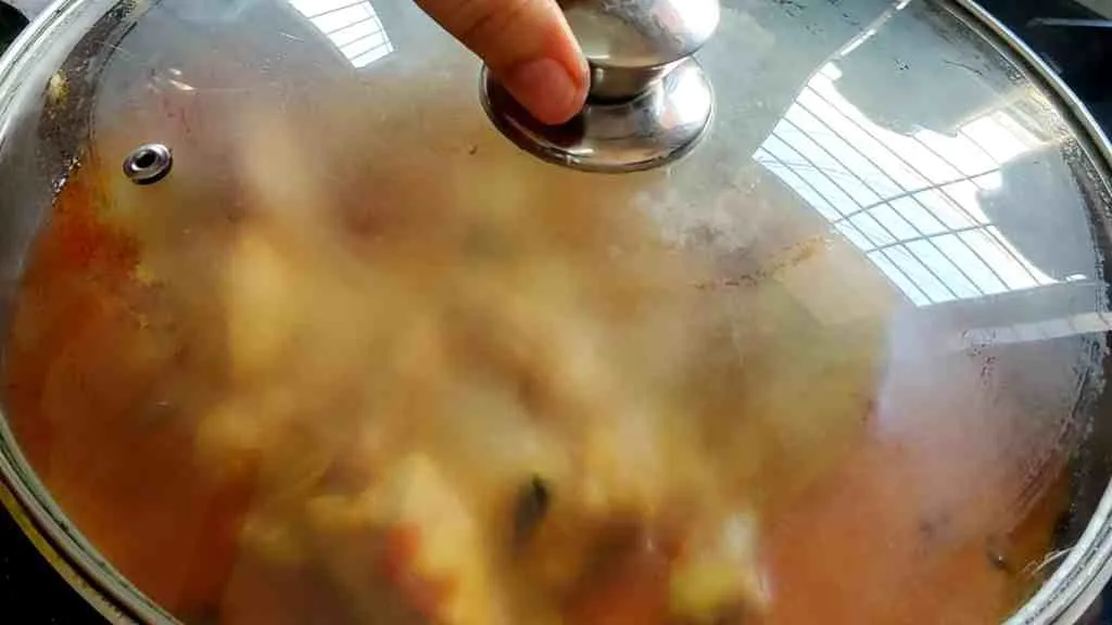 South Indian Chicken Curry Recipe (Chettinad Style)