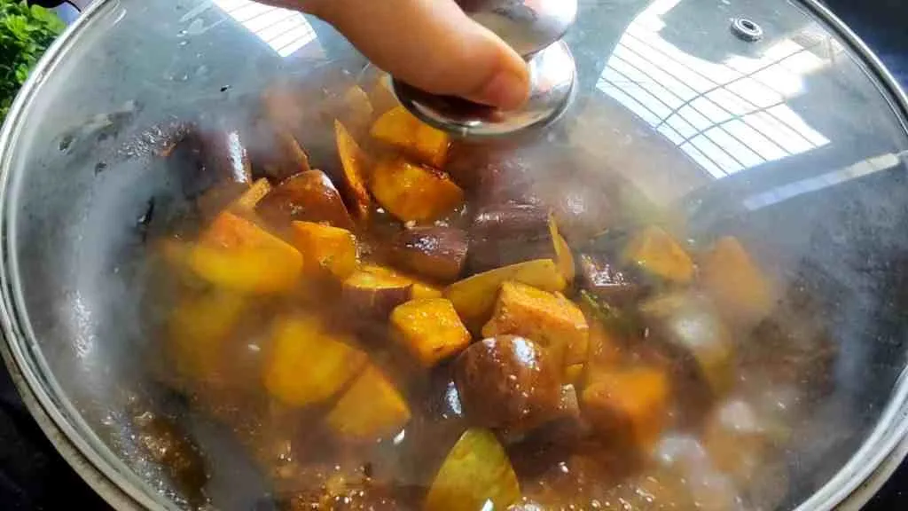Yummy Vangi Bhaji Recipe - The Perfect Dish!