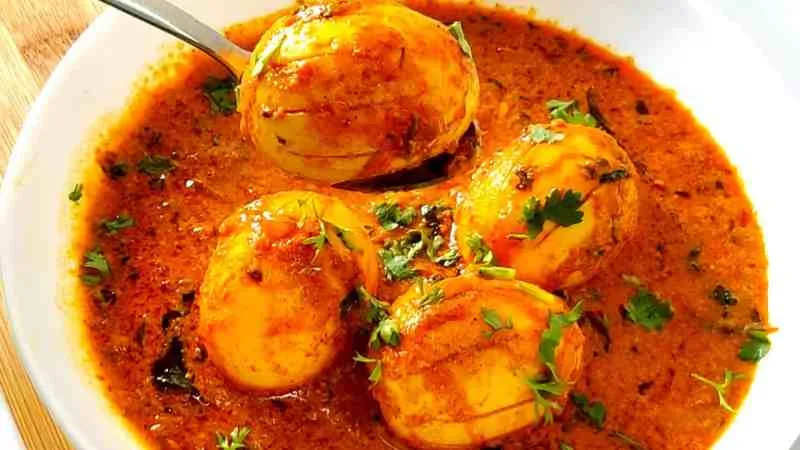 The Secret To A Perfect Egg Curry - Kerala Style!