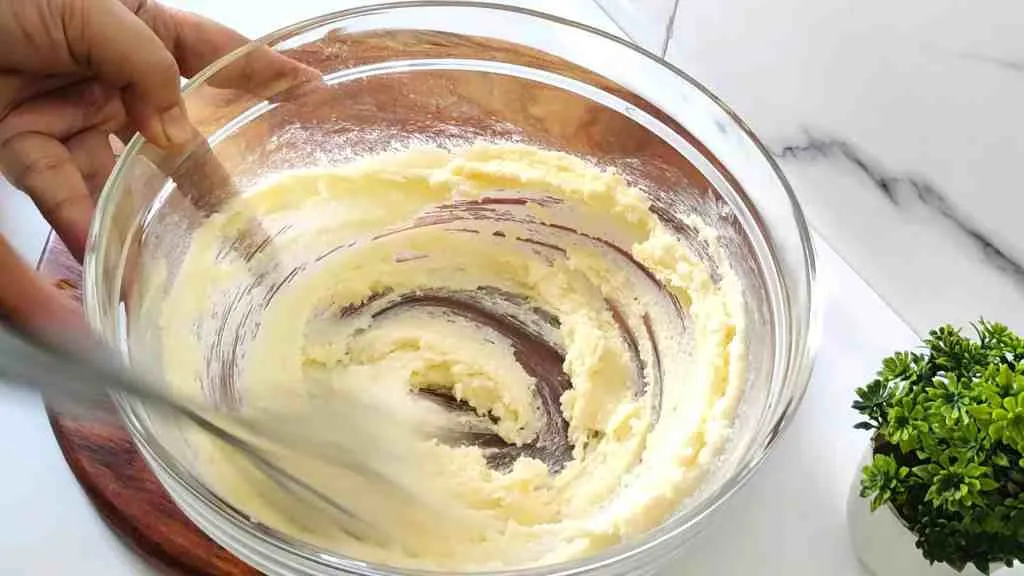Cardamom Bundt Cake
