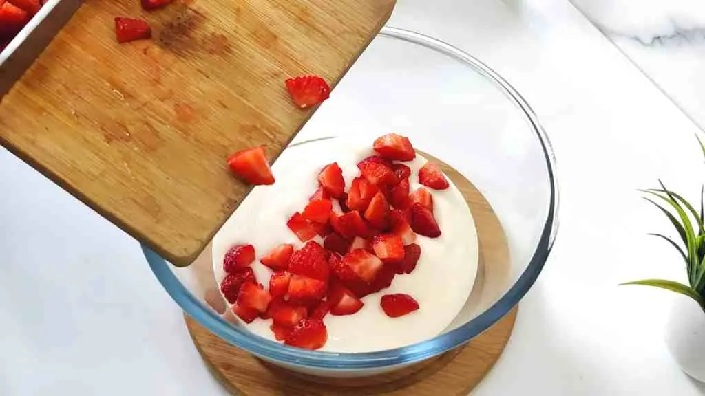 Chocolate Strawberry Idli 