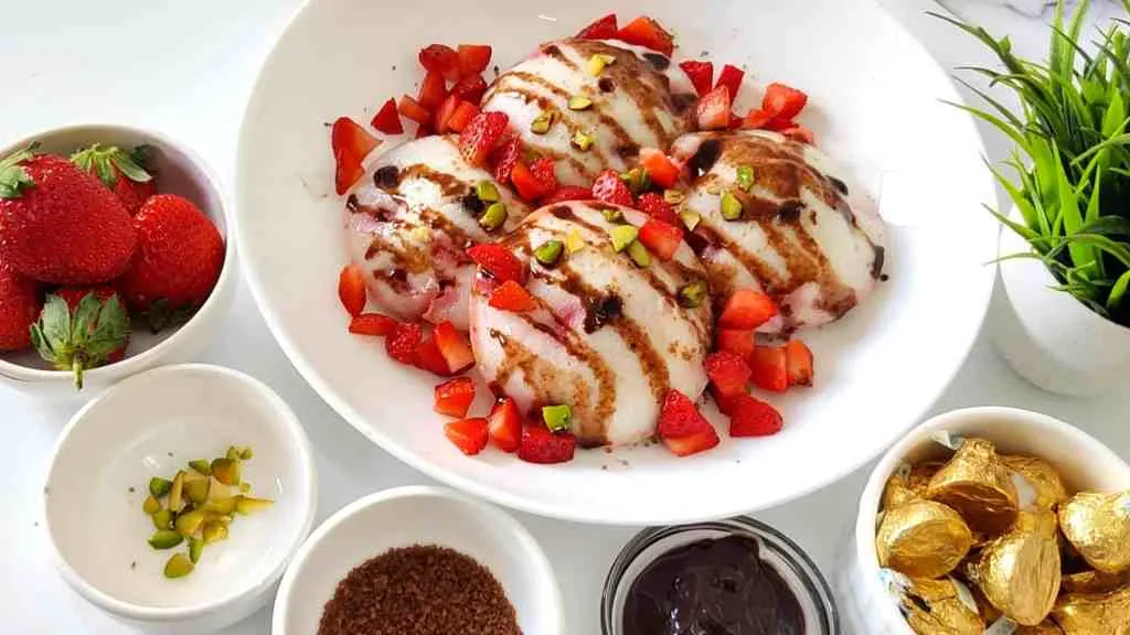 Chocolate Strawberry Idli 