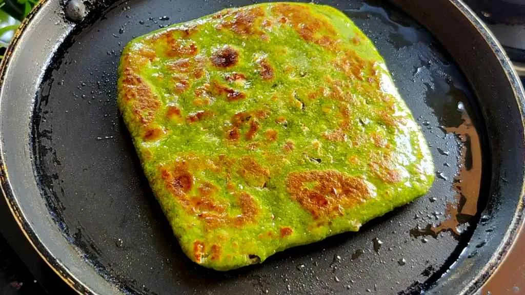 Palak Paneer Paratha