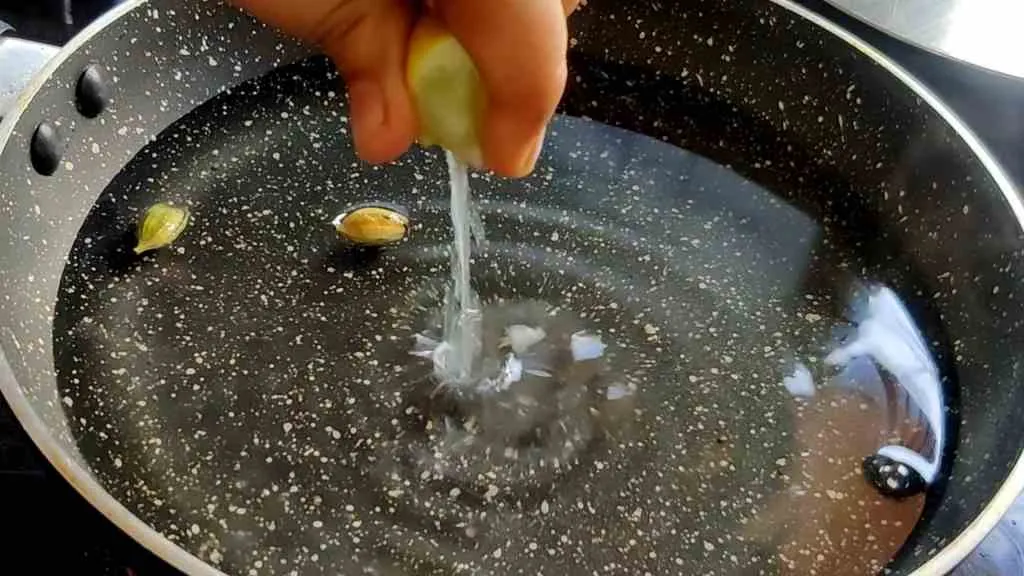 Celebrate Holi With Mango Malpua