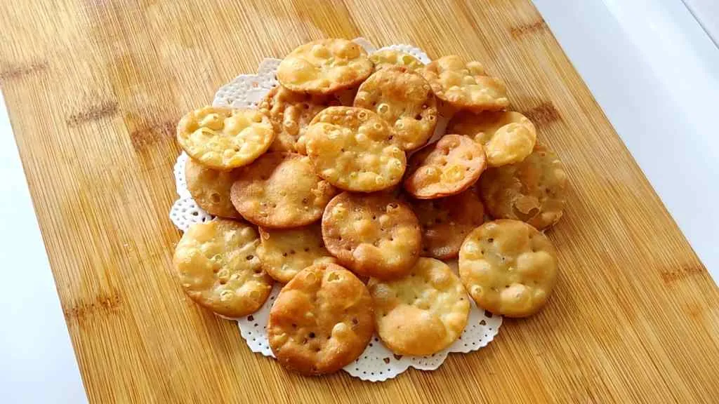 Holi Special Papdi Chaat Recipe