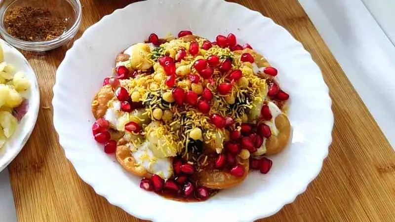 Holi Special Papdi Chaat Recipe