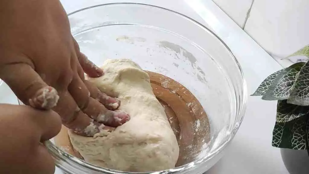 Easy Soft Puri Recipe: Ready in Minutes!