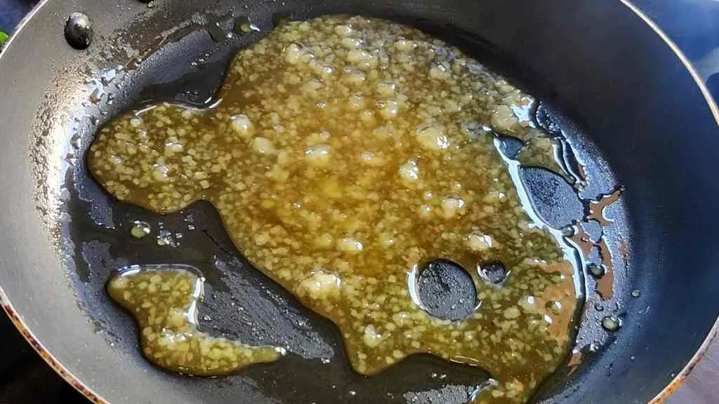 Homemade Tirunelveli Iruttu Kadai Halwa Recipe