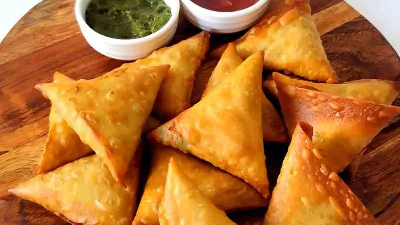Delicious Paneer Cheese Samosa Recipe