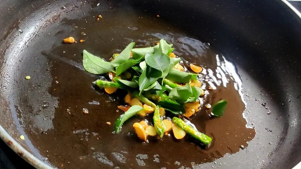 Kerala-style chicken 65
