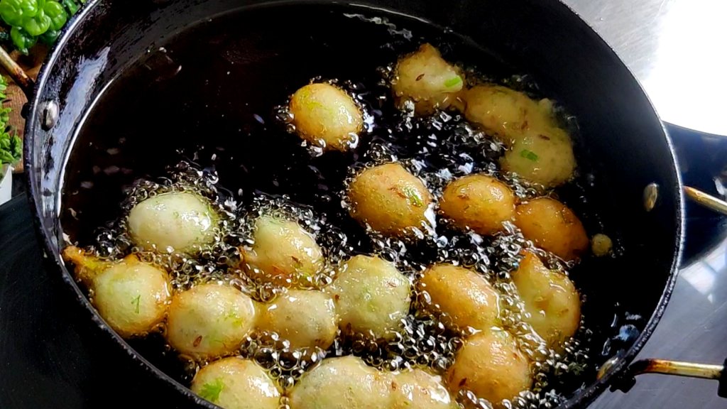 Perfect Punugulu: A Tasty Andhra Snack Recipe